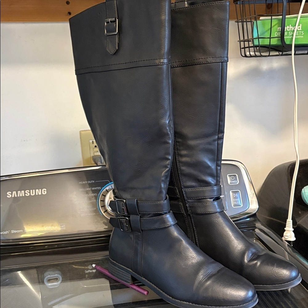 Toetos Black Leather Women's Boots Wide Calf 18 inches Sz 9